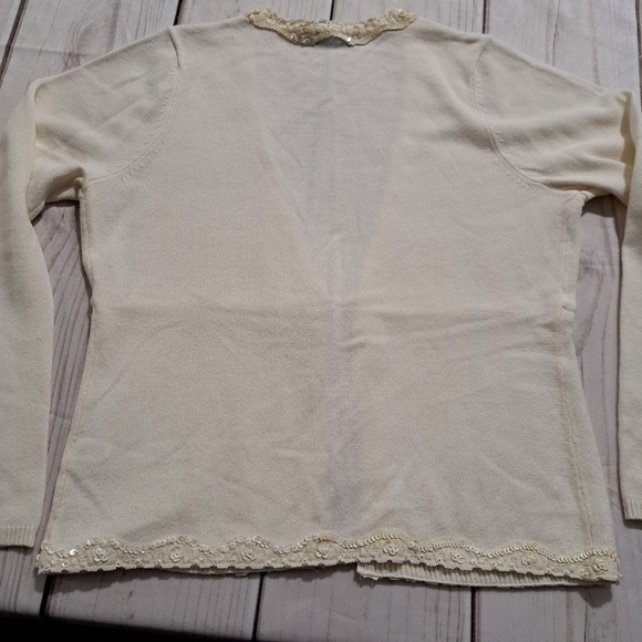 3 FOR 12 SALE Daisy Fuentes Cardigan Size Medium - Picture 13 of 14